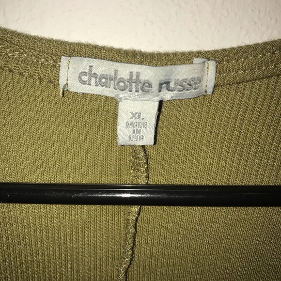 XL Charlotte Russe fitted crop - Picture 3 of 3